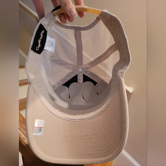 NEW GA Tech Navy Blue and Creme Adjustable Size Hat - Picture 3 of 3